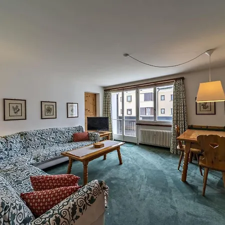 Chesa Chatrigna App 7 - Celerina דירה